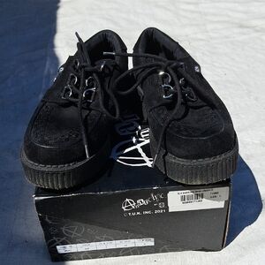 T.U.K Men's Black Suede Creepers